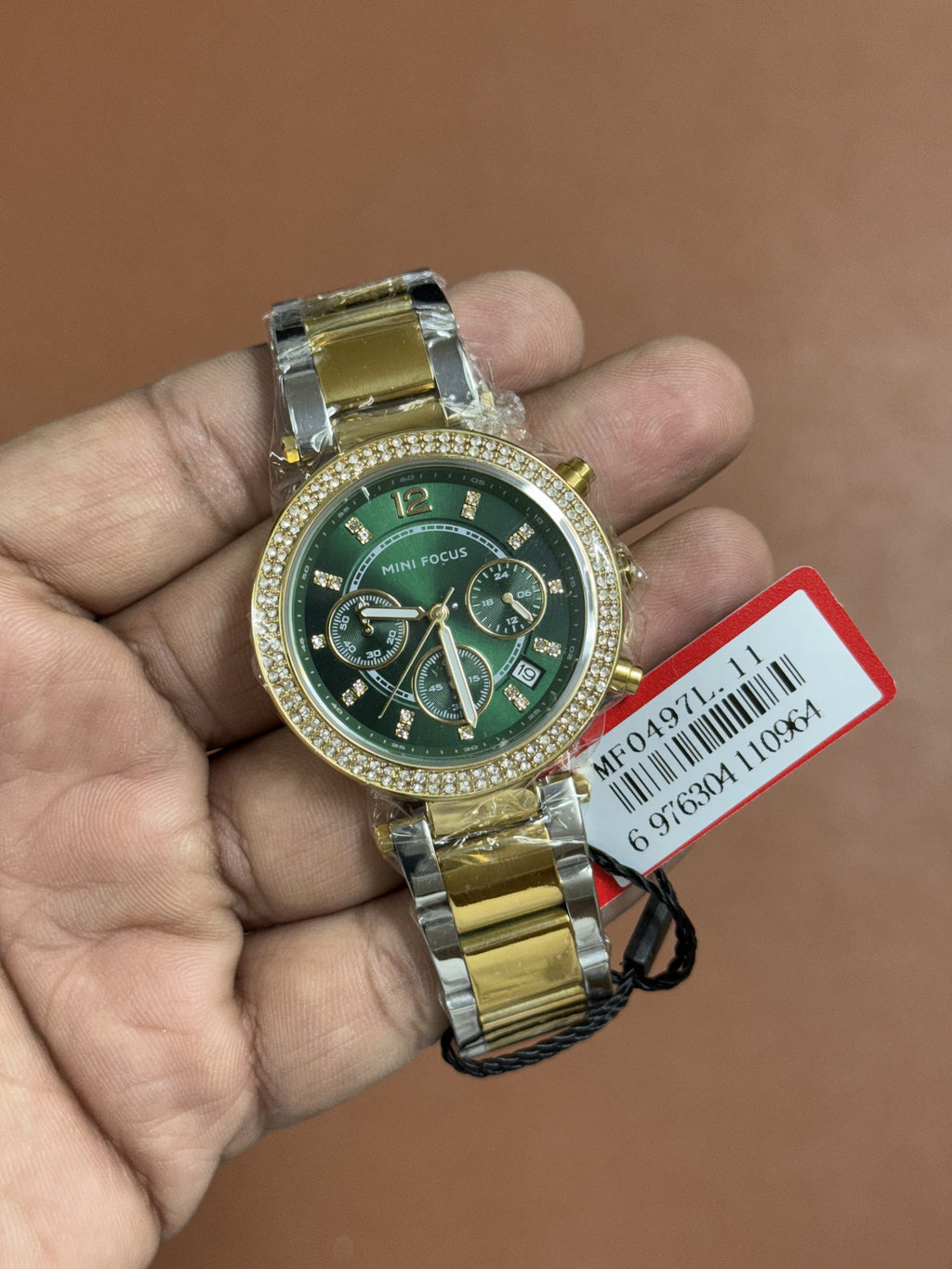 Mini Focus MF0497L.11 – Emerald Chronograph Dial with Crystal Bezel & Two-Tone Gold Bracelet