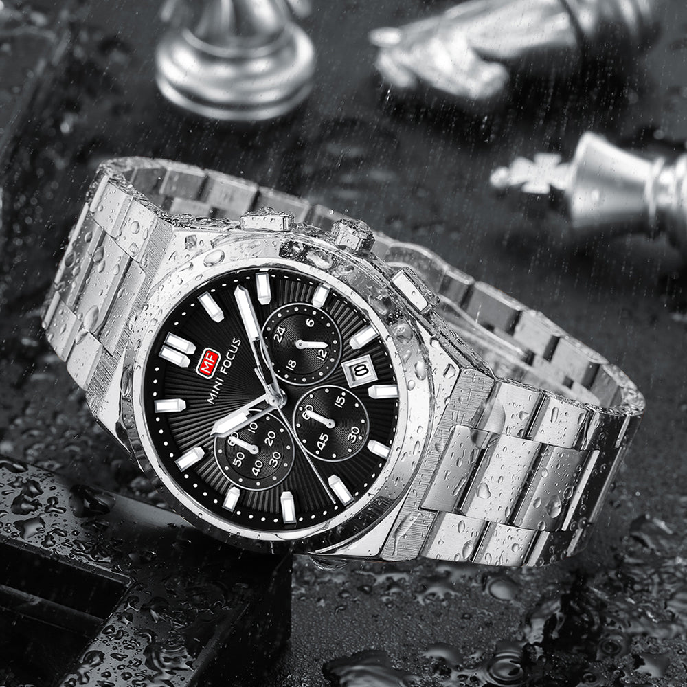 Black Sunburst Dial with Stainless Steel Bracelet Chronograph Watch for Men