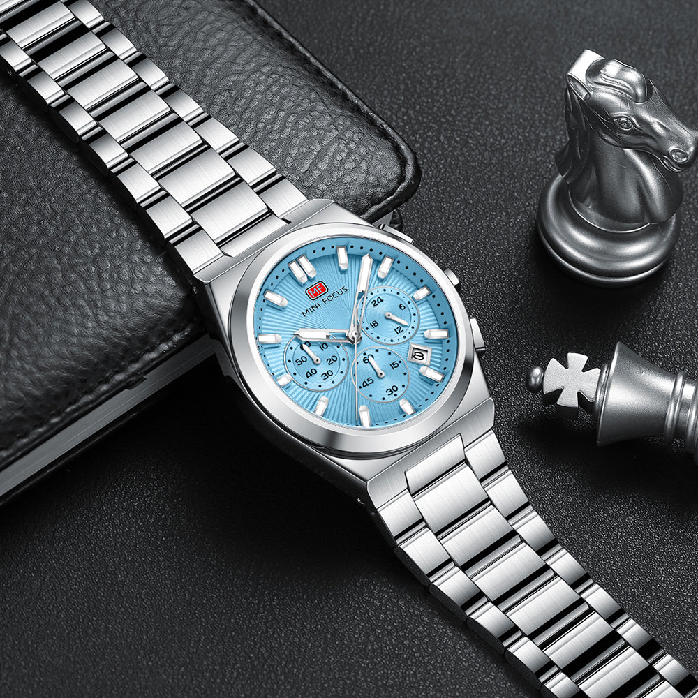 Blue Sunburst Dial with Stainless Steel Bracelet Chronograph Watch for Men
